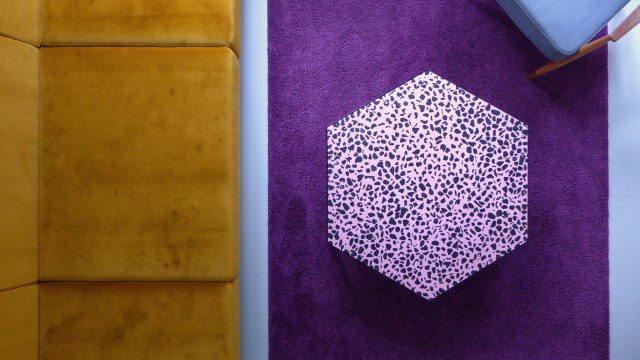 Hexagon Table